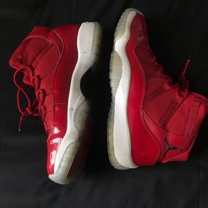 Air Jordan 11 Retro GS Win like ‘96’ Gym Red